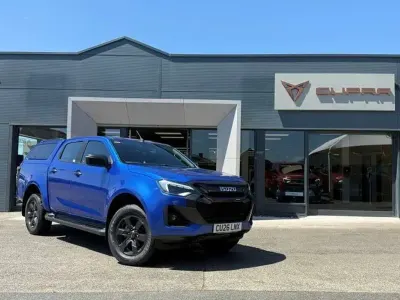 New Isuzu D-Max 2026 Blue Pickup