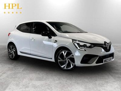 Used Renault Clio V RS Line 90 HP (66 kW) 2023 White Hatchback