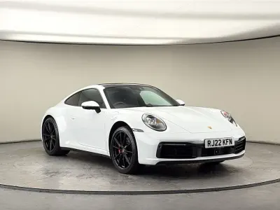 Usado Porsche 911 Carrera S 450 HP (330 kW) 2022 Branco Coupé