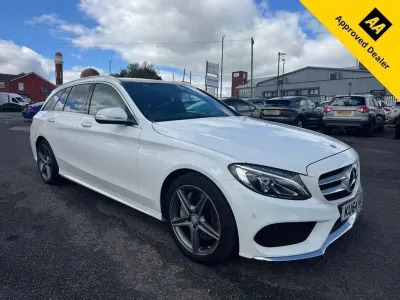 Usado Mercedes C250 AMG Line Premium 204 HP (150 kW) 2014 Branco Carrinha