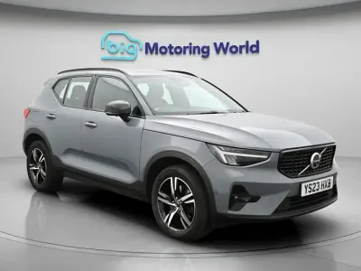 Used Volvo XC40 Plus 163 HP (119 kW) 2023 Grey SUV