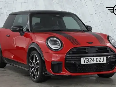Begagnad Mini Cooper S Hatch 201 HK (147 kW) 2024 Röd Halvkombi