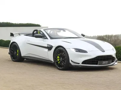Used Aston Martin Vantage 527 HP (387 kW) 2023 White Coupe
