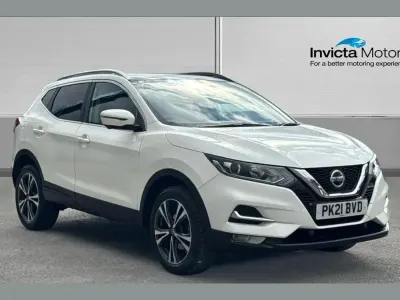 Used Nissan Qashqai N-Connecta 157 HP (115 kW) 2021 Arctic white SUV