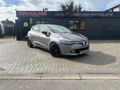 Used Renault Clio IV Dynamique 90 HP (66 kW) 2015 Grey Estate