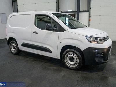 Used Citroën Berlingo 100 HP (73 kW) 2023 White MPV