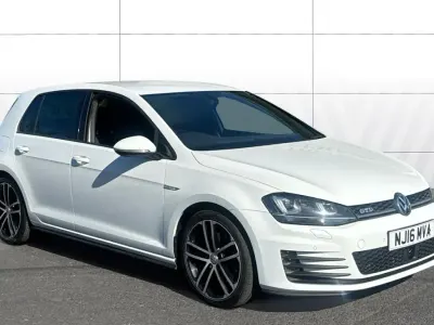 Second-hand VW Golf VII GTD 184 CP (135 kW) 2016 Alb Hatchback
