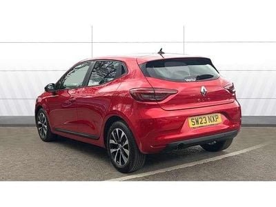 Used Renault Clio V Evolution 90 HP (66 kW) 2023 Red Hatchback