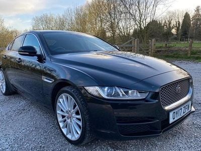 Used Jaguar XE Portfolio 180 HP (132 kW) 2017 Black Sedan