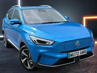 Käytetty MG ZS Trophy 114 kW (156 HP) 2022 Sininen Katumaasturi