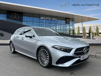 Käytetty Mercedes A200 AMG Line Premium Plus 163 HP (119 kW) 2025 Hopea Viistoperä
