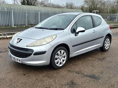 Silver Used 2006 Peugeot 207 S Hatchback | £1,780 (Good price)