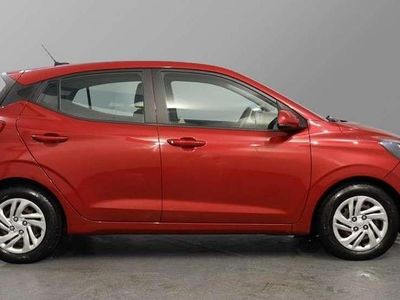 Used Hyundai i10 SE 67 HP (49 kW) 2021 Red Hatchback