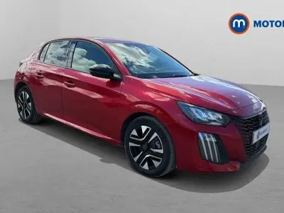 Käytetty Peugeot 208 Allure 101 HP (74 kW) 2025 Punainen Viistoperä