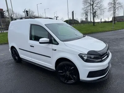 Begagnad VW Caddy Startline 102 HK (75 kW) 2019 Vit Minibuss