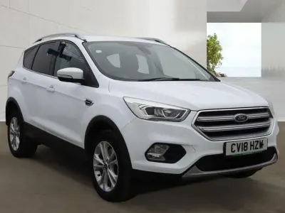 Begagnad Ford Kuga Titanium 120 HK (88 kW) 2018 Vit SUV