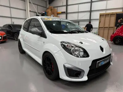 Used Renault Twingo 133 HP (97 kW) 2010 White Hatchback