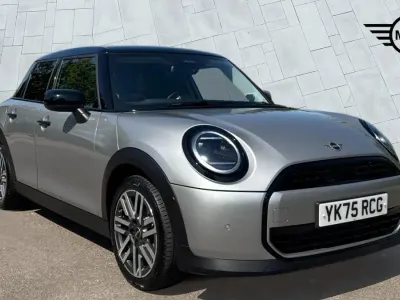 Used Mini Cooper Hatch 113 kW (154 HP) 2026 Silver Hatchback