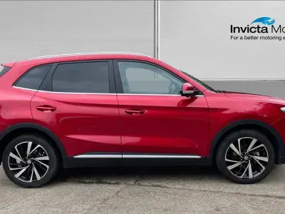 Used MG ZS Trophy 196 HP (144 kW) 2025 Red SUV