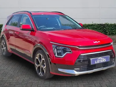 Used Kia Niro 2024 Red SUV