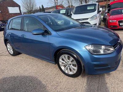 Used VW Golf VII SE 105 HP (77 kW) 2013 Blue Hatchback