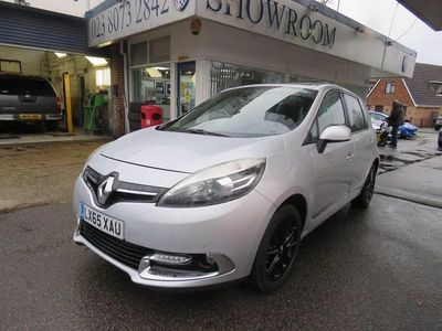 Silver Used 2015 Renault Scénic III Dynamique MPV | £5,489 (Fair price)