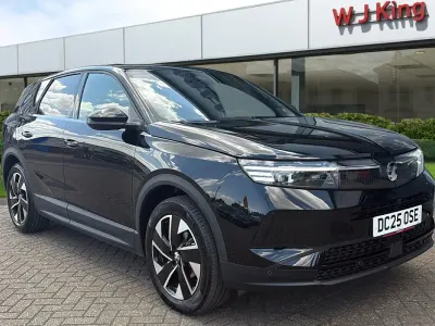 Used Vauxhall Grandland X Ultimate 136 HP (100 kW) 2025 Black SUV