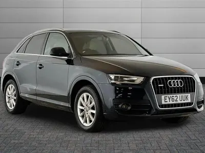 Usado Audi Q3 Comfort 211 HP (155 kW) 2013 Azul SUV