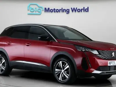 Gebraucht Peugeot 3008 Allure+ 136 PS (100 kW) 2023 Rot SUV