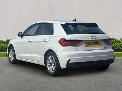 Begagnad Audi A1 Premium 95 HK (69 kW) 2022 Vit SUV
