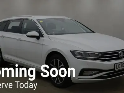 Used VW Passat SEL 150 HP (110 kW) 2021 White Estate