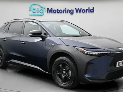 Used Toyota bZ4X 150 kW (204 HP) 2024 Blue SUV