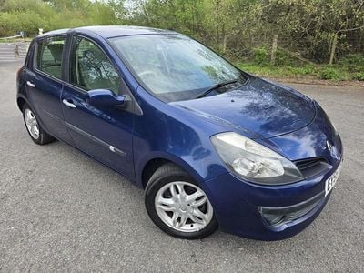 Używany Renault Clio II Privilege 2006 Niebieski Hatchback