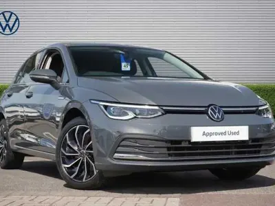 Used VW Golf VIII 130 HP (95 kW) 2023