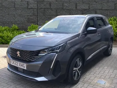 Used Peugeot 5008 Allure 129 HP (94 kW) 2022 Grey SUV