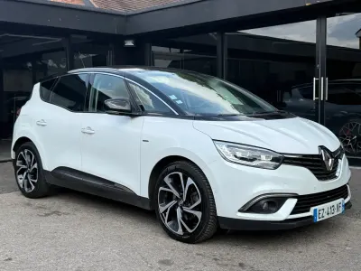 Used Renault Scénic IV Dynamique 131 HP (96 kW) 2018 White MPV