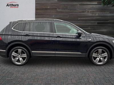 Black Used 2019 VW Tiguan Allspace SEL SUV | £19,590 (A bit pricey)