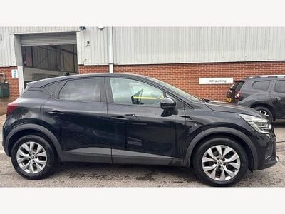 Used Renault Captur Iconic 91 HP (66 kW) 2022 Black  SUV
