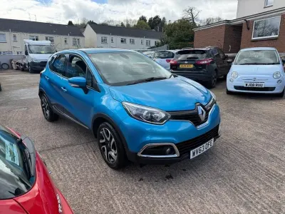 Begagnad Renault Captur Dynamique 90 HK (66 kW) 2013 Blå SUV