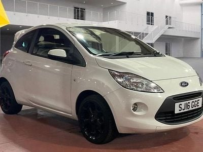 Used Ford Ka Zetec 69 HP (50 kW) 2016 White Hatchback