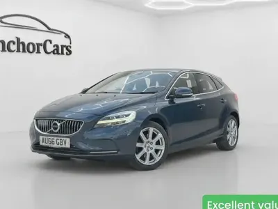 Used Volvo V40 Inscription 122 HP (89 kW) 2016 Blue Hatchback