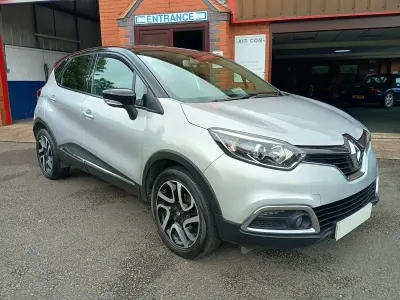 Used Renault Captur Dynamique 90 HP (66 kW) 2016 Silver SUV