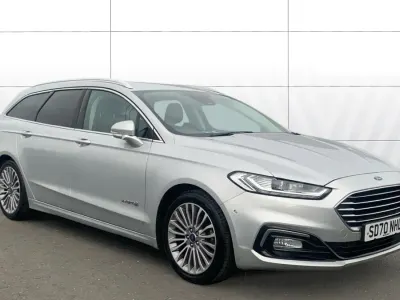Used Ford Mondeo Titanium 188 HP (138 kW) 2020 Silver Estate