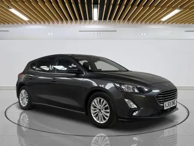 Used Ford Focus Titanium 125 HP (91 kW) 2020 Grey Hatchback
