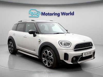 Silver Used 2021 Mini Cooper Countryman Exclusive SUV | £21,800 (A bit pricey)
