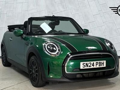 Used Mini Cooper Classic 134 HP (98 kW) 2024 Green Hatchback