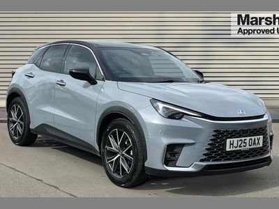 Used Lexus LBX 134 HP (98 kW) 2025 White SUV