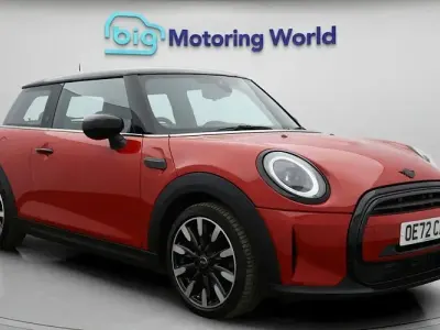 Used Mini Cooper Exclusive 136 HP (100 kW) 2022 Red Hatchback