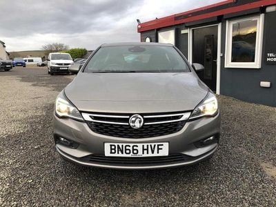 Used Vauxhall Astra SRi 148 HP (108 kW) 2016 Grey Hatchback