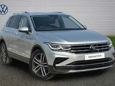 Used VW Tiguan Elegance 150 HP (110 kW) 2023 Silver SUV